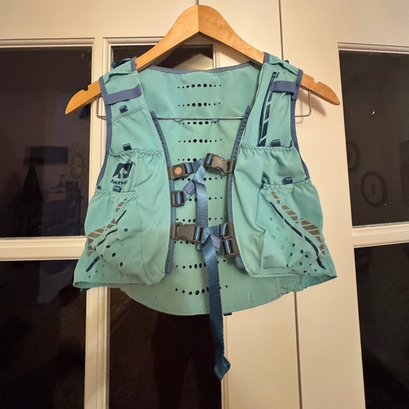 Nathan Women's VaporHowe 12L Hydration Pack Running Vest Teal 2 L Bladder XS - Picture 2 of 13